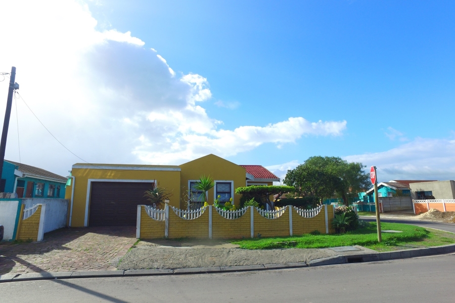 3 Bedroom Property for Sale in Houghton Place Western Cape